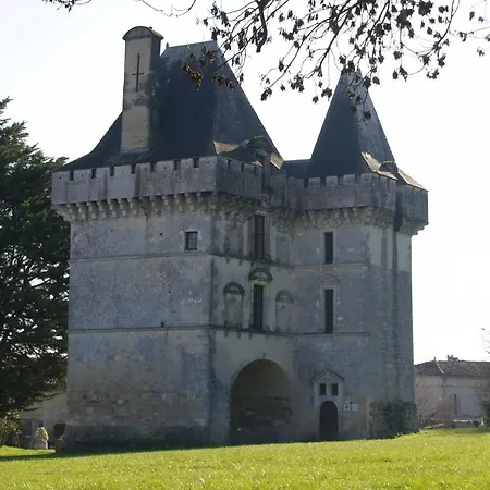 Camellia Hébergement de vacances Cherbonnieres (Charente-Maritime)