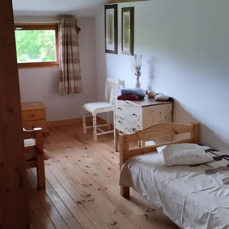 Camellia * Cherbonnieres (Charente-Maritime)